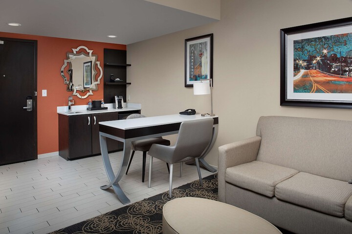 Room 14 of 39