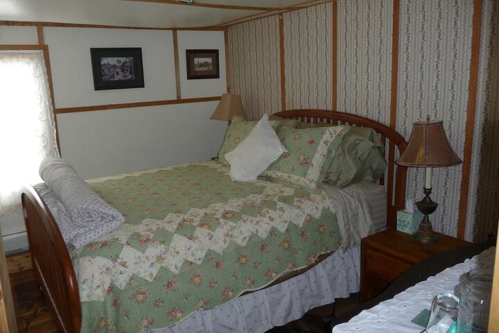 Room 5 of 21