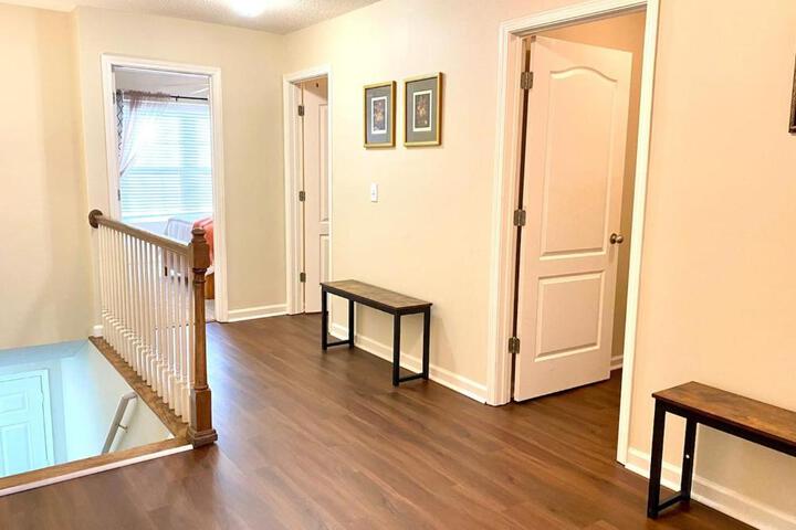 Spacious & comfy home in ultra-convenient location 2025 Traveller Award Winner