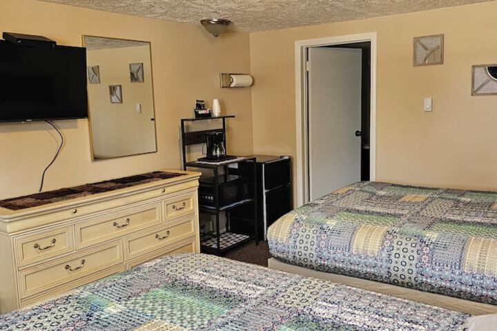 Room 43 of 115