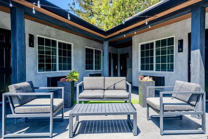 Terrace/Patio 16 of 16
