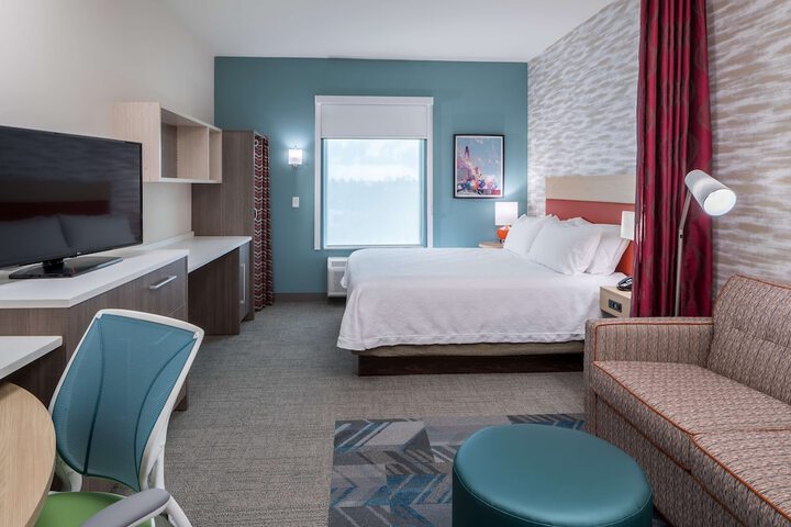 Room 32 of 69