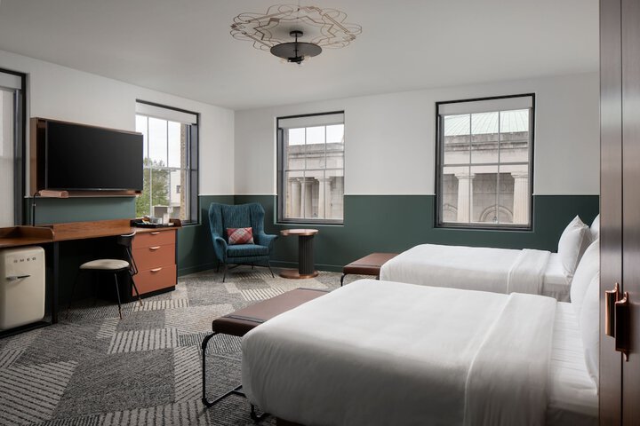 Hotel Forty Five Macon, a Tribute Portfolio Hotel