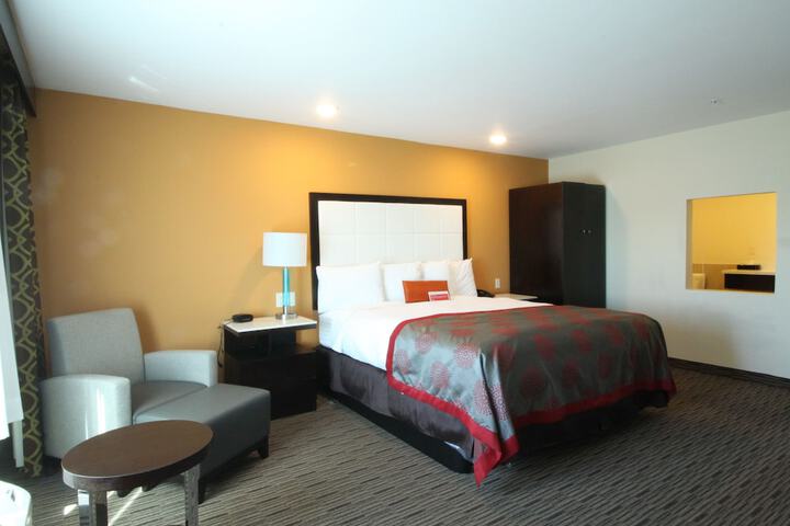 Ramada by Wyndham Culver City