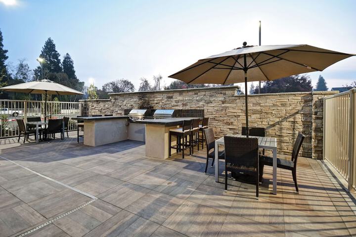 Terrace/Patio 84 of 85