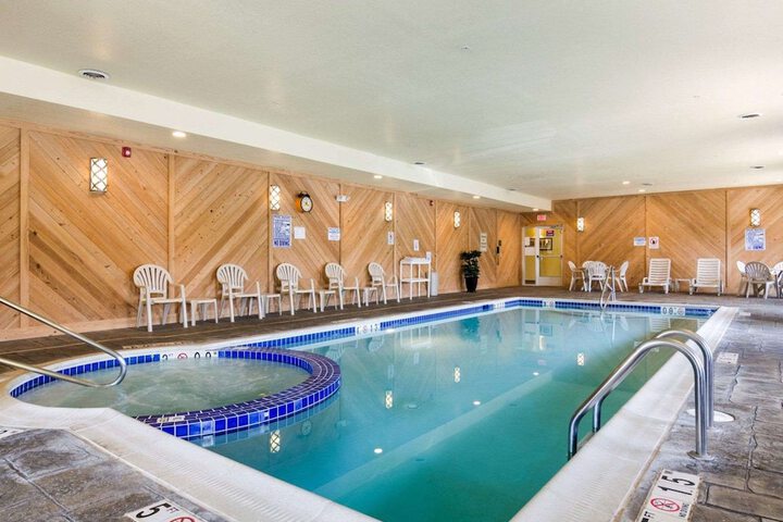 Pool 6 of 34