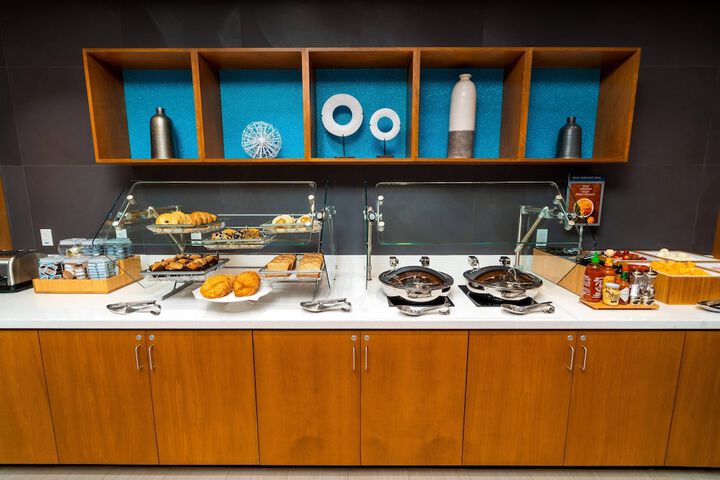 Breakfast/Coffee Service 30 of 34