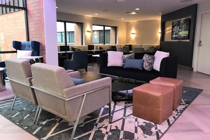 Hotel Interior 33 of 112
