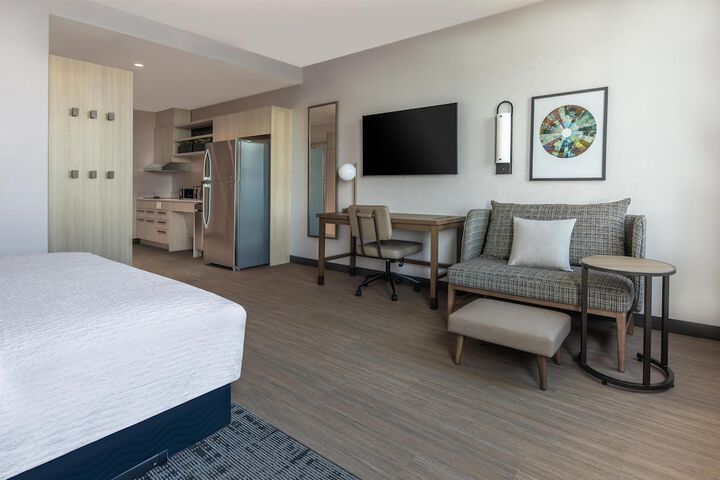 Homewood Suites by Hilton Surrey