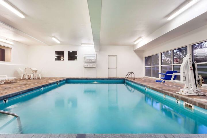 Pool 2 of 19