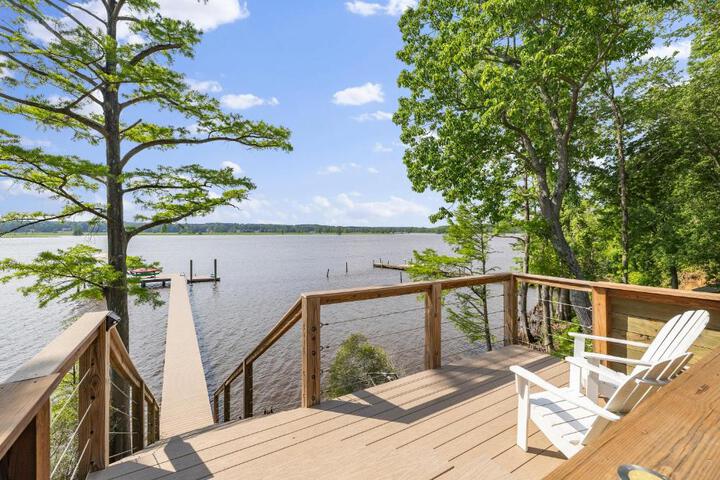 Chickahominy Riverside Guest Home by Williamsburg