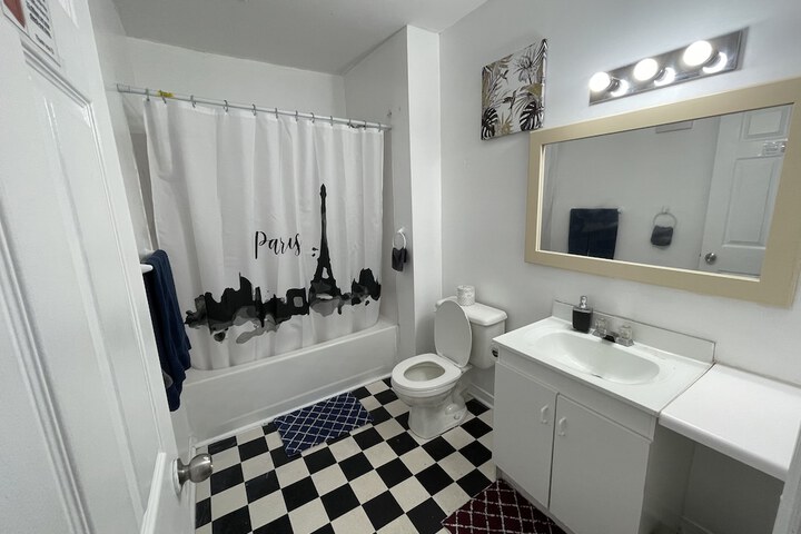 Room 27 of 30