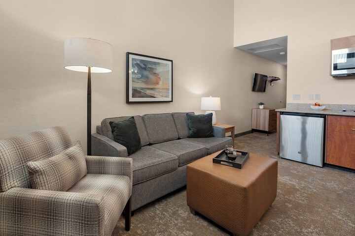 Room 9 of 34