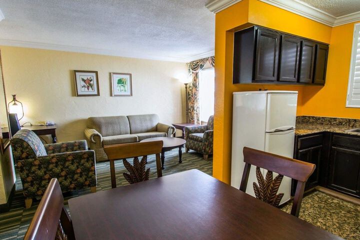 Room 16 of 29