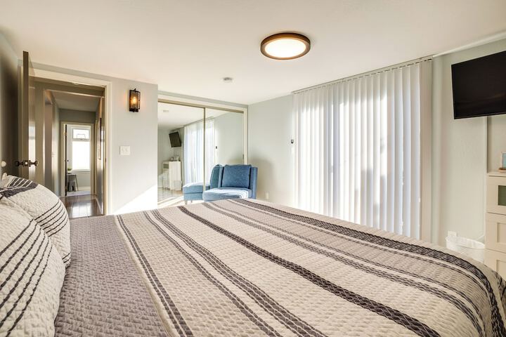 Bandon Beach House Rental: Walk to Downtown!