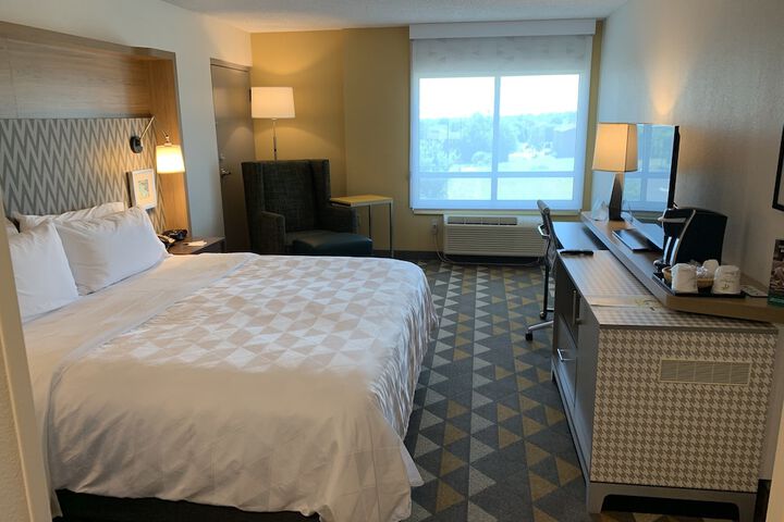 Holiday Inn Martinsburg by IHG