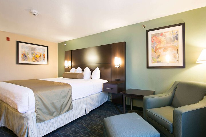 Baymont by Wyndham Marion OH