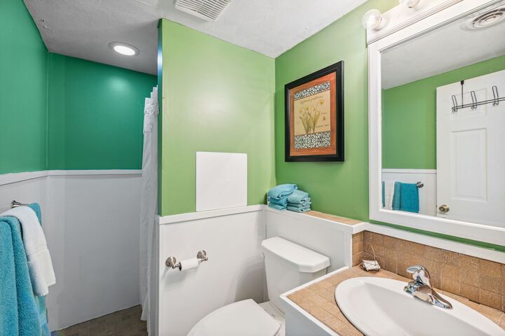 Room 18 of 22