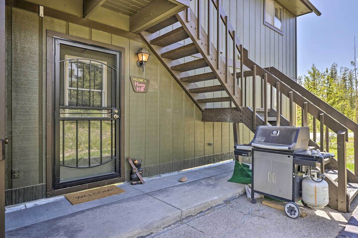 Grand Lake Condo w / Mountain Views: Walk to Lake!