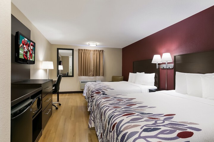 Room 34 of 37