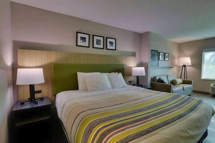 Room 15 of 34