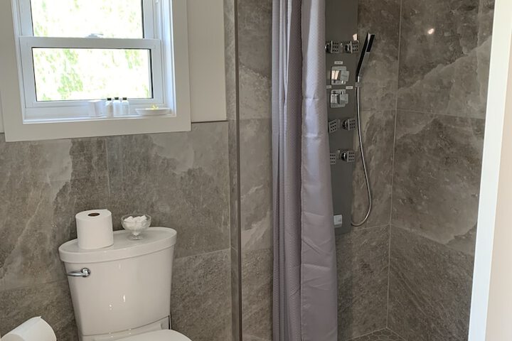 Room 47 of 61
