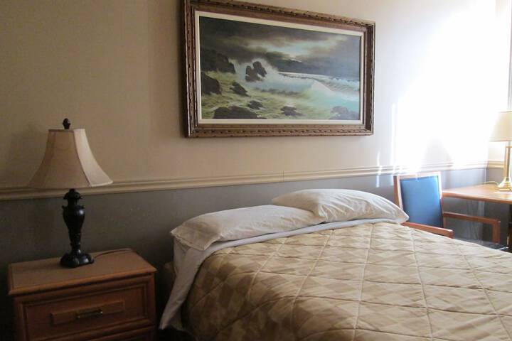 Room 7 of 22