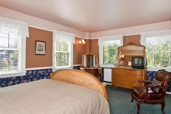Room 13 of 39