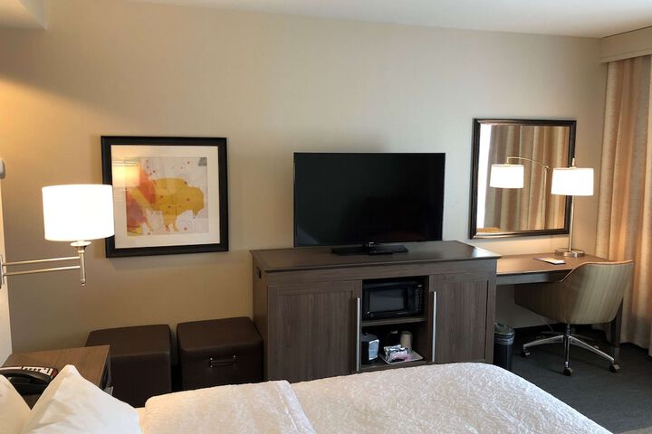 Room 12 of 38
