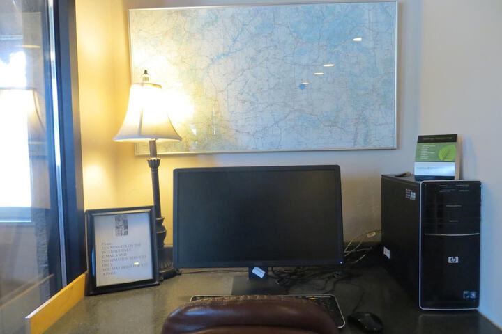 Business Center 30 of 30
