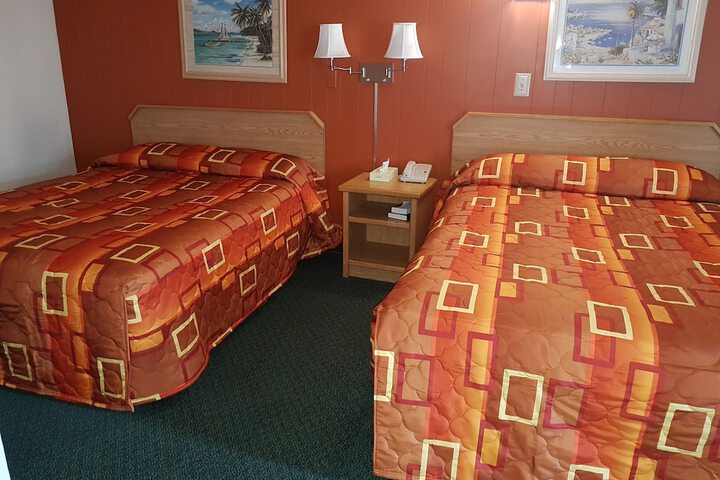 Town House Motel Inc