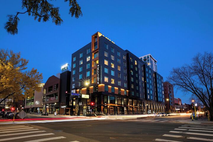 Hotel 4 of 50