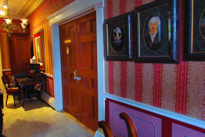 The Noble Suites