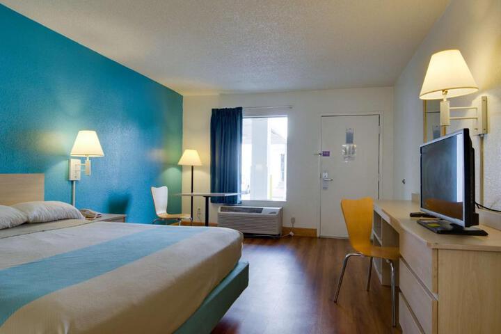 Motel 6-Atlanta GA