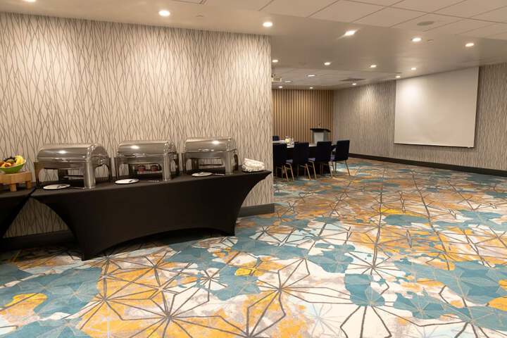Holiday Inn Toronto Downtown Centre by IHG