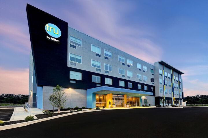 Hotel 8 of 34