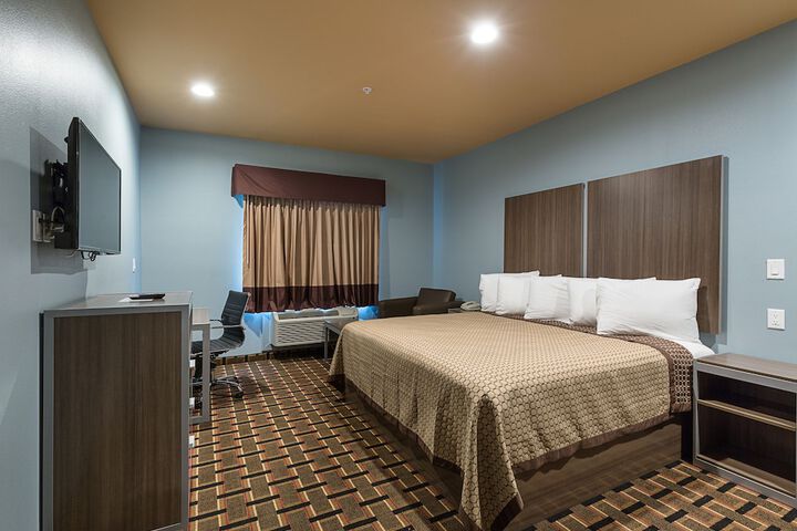 Room 18 of 29