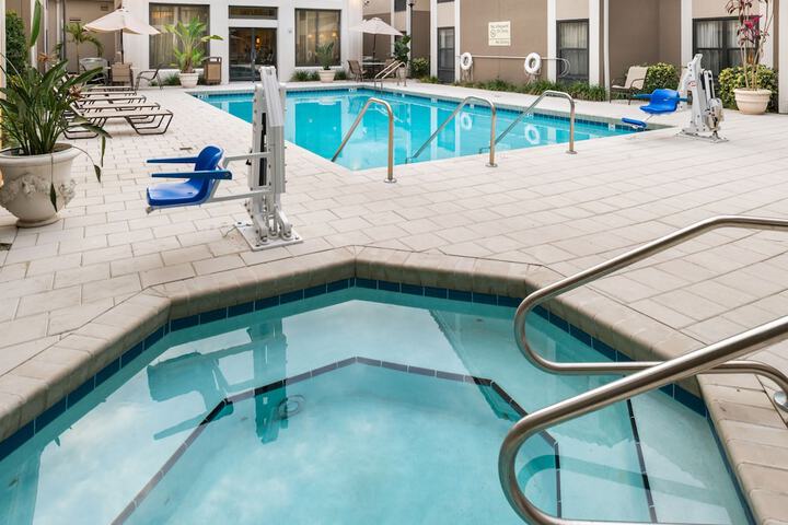 Pool 7 of 57