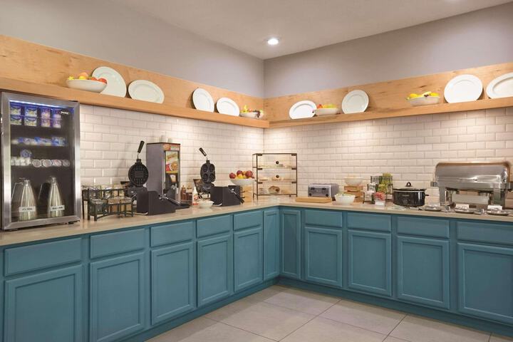 Country Inn & Suites by Radisson Newnan, GA