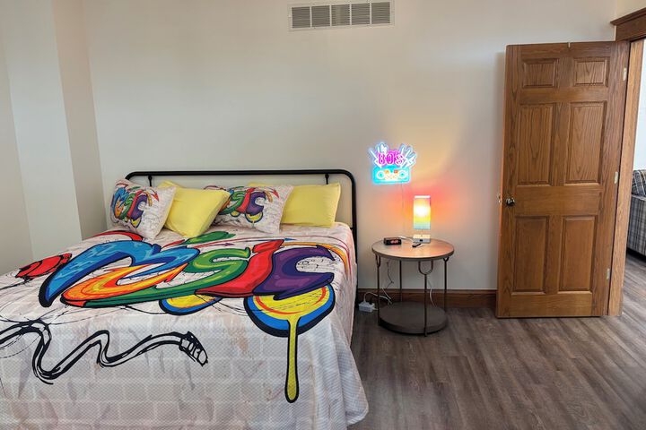 Hermann Crown Suites