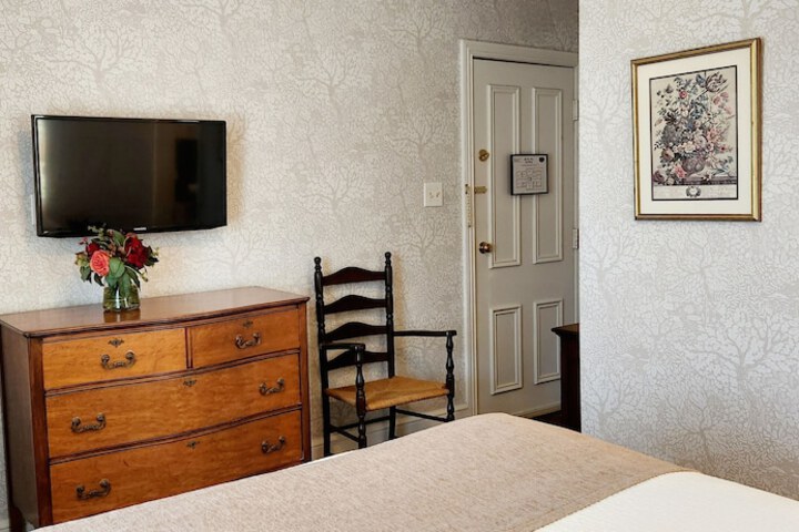Room 26 of 50