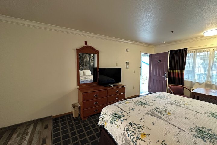 Room 71 of 87