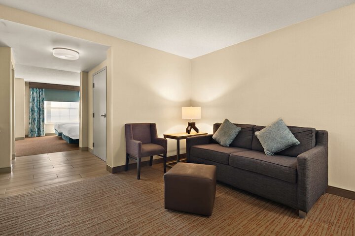 Room 43 of 54