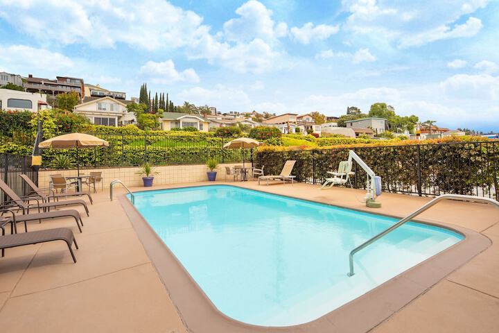 Pool 6 of 42