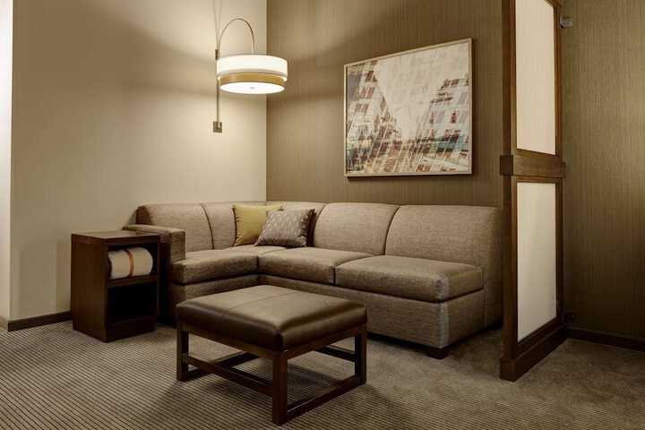 Room 21 of 30