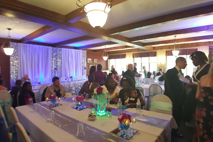 Ballroom/Hall 44 of 52