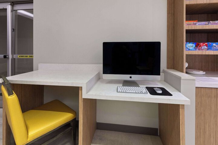 La Quinta Inn & Suites by Wyndham McAlester