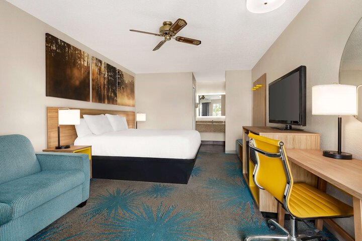 Days Inn by Wyndham Demopolis
