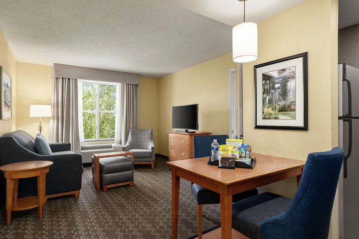 Room 18 of 30