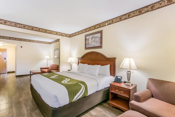 Quality Inn & Suites Bel Air I-95 Exit 77A